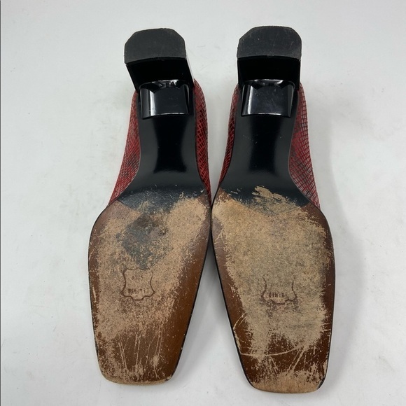 Stuart Weitzman Red And Black Block Heel Pumps, Women’s size 6C - Picture 10 of 13
